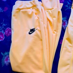 NIKE SWEAT SUIT, BRIGHT YELLOW